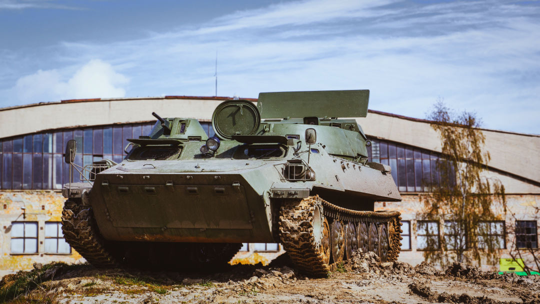 Militärisches Kettenfahrzeug (Beispielbild)