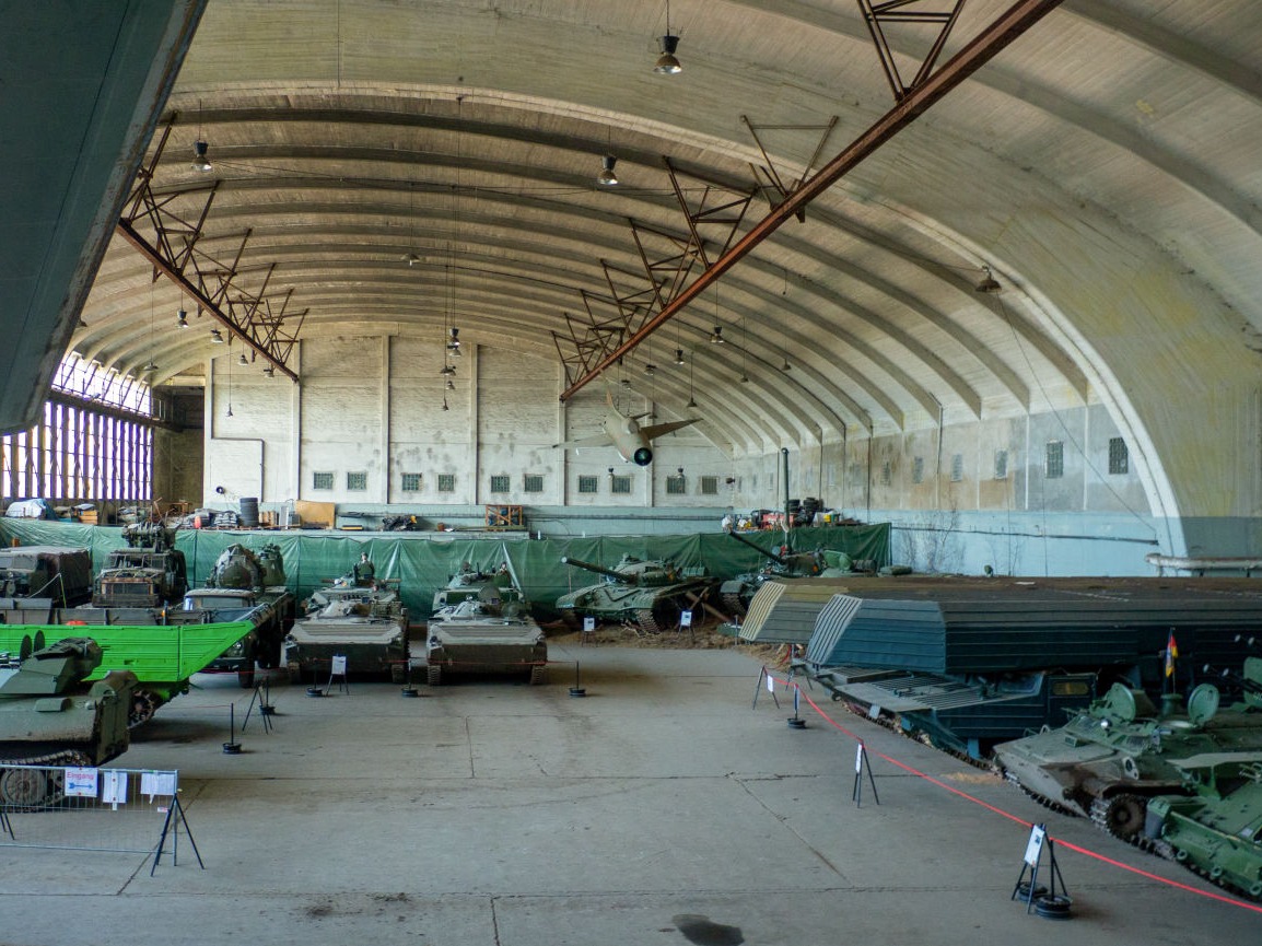 Halle 3 - Ketten- und Flugtechnik